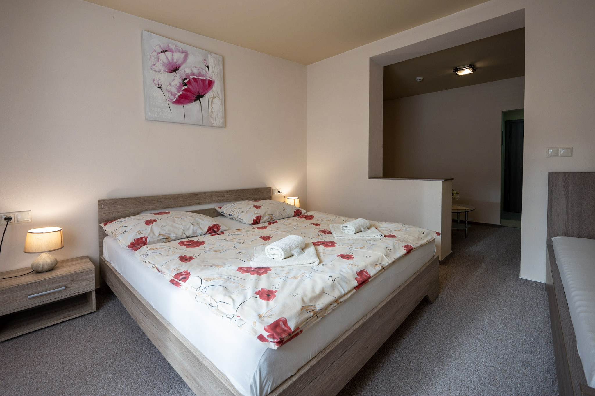 Dvojlôžková + prístelka